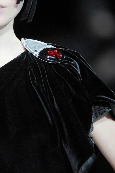 Look 73